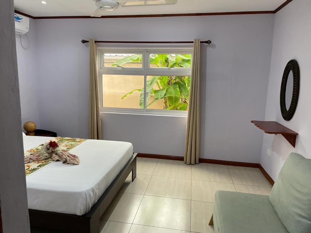 Mokara Holiday Apartment Anse Royale Bagian luar foto