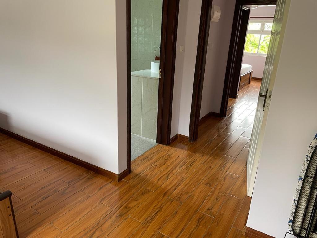 Mokara Holiday Apartment Anse Royale Bagian luar foto