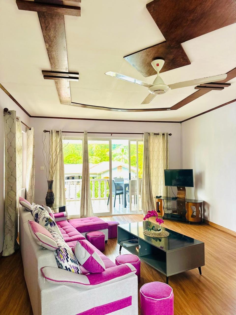 Mokara Holiday Apartment Anse Royale Bagian luar foto